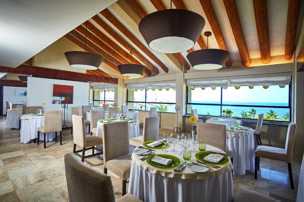 Deluxe Ocean View