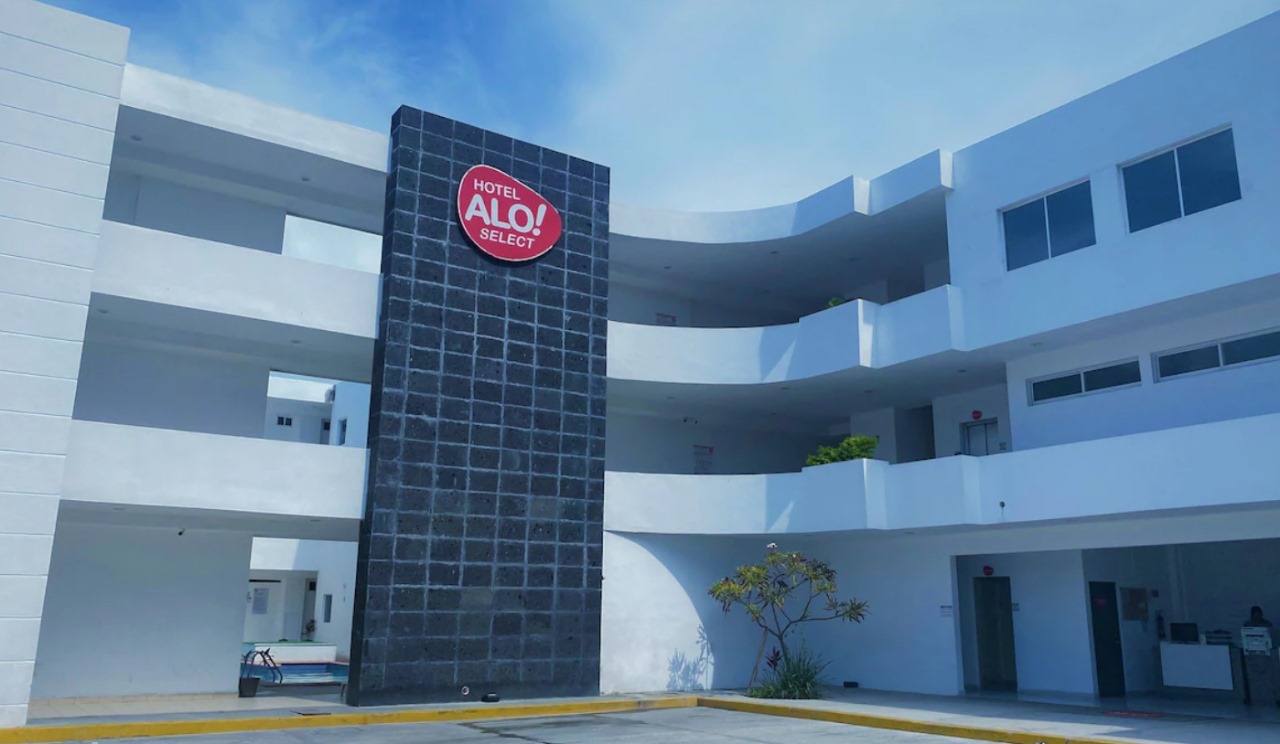 Alo Select Mazatlan