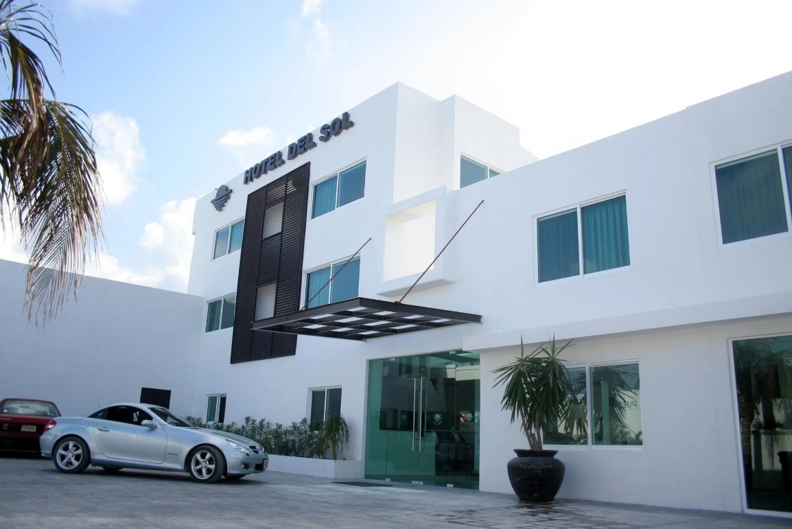 Hotel del Sol