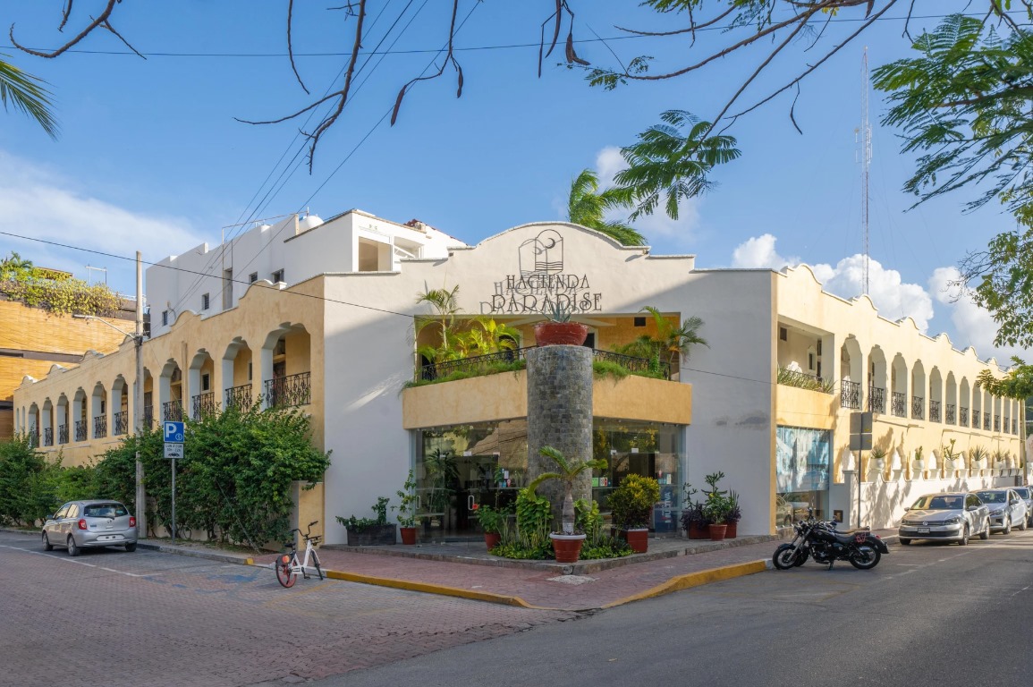 Hotel Hacienda Paradise
