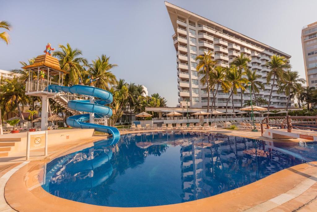 Krystal Ixtapa