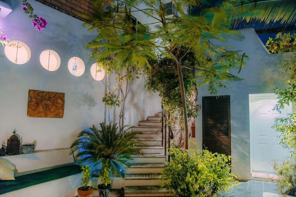 Los Milagros Hotel