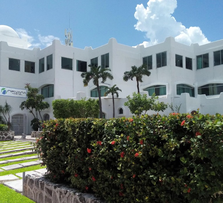 Nirvana Hotel - Cancun Hotel Zone