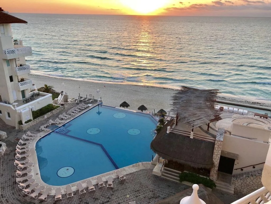 Ocean View Apartments  Delicia