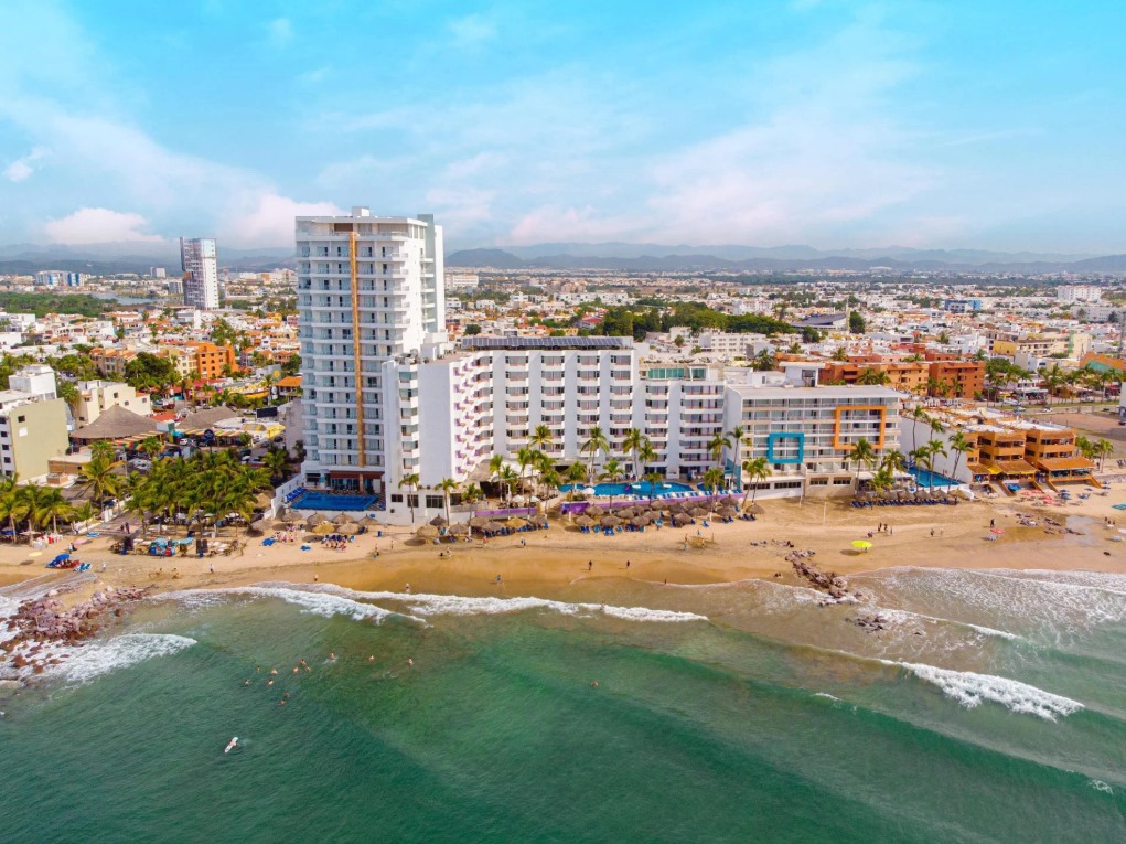 Oceano Palace Beach Resort