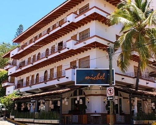 Olas Altas Suites