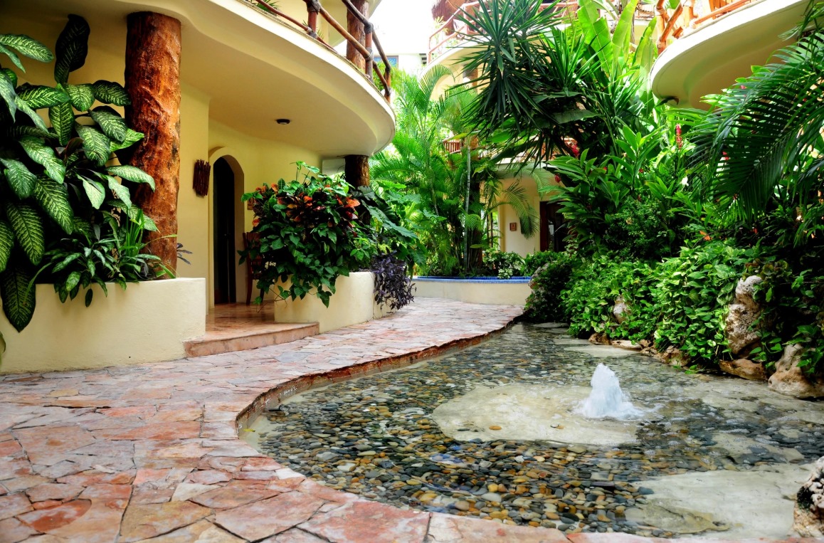 Villas Sacbe Condo Hotel and Beach Club